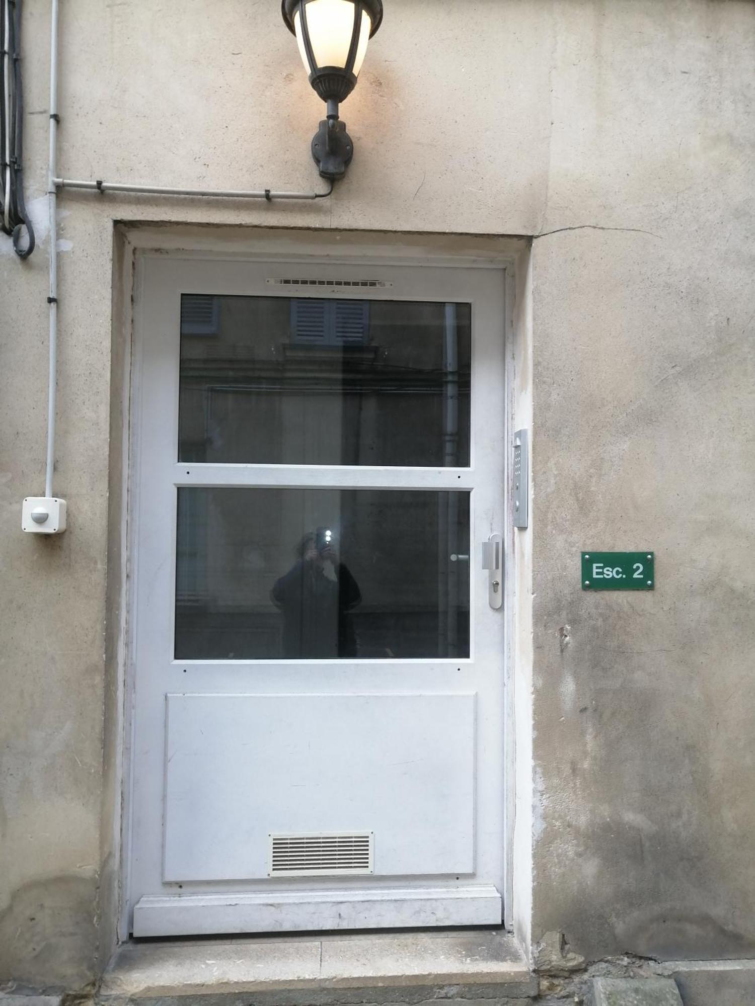 Le Vauban, Charmant Studio 5 Minutes Du Chateau Versailles Exterior foto