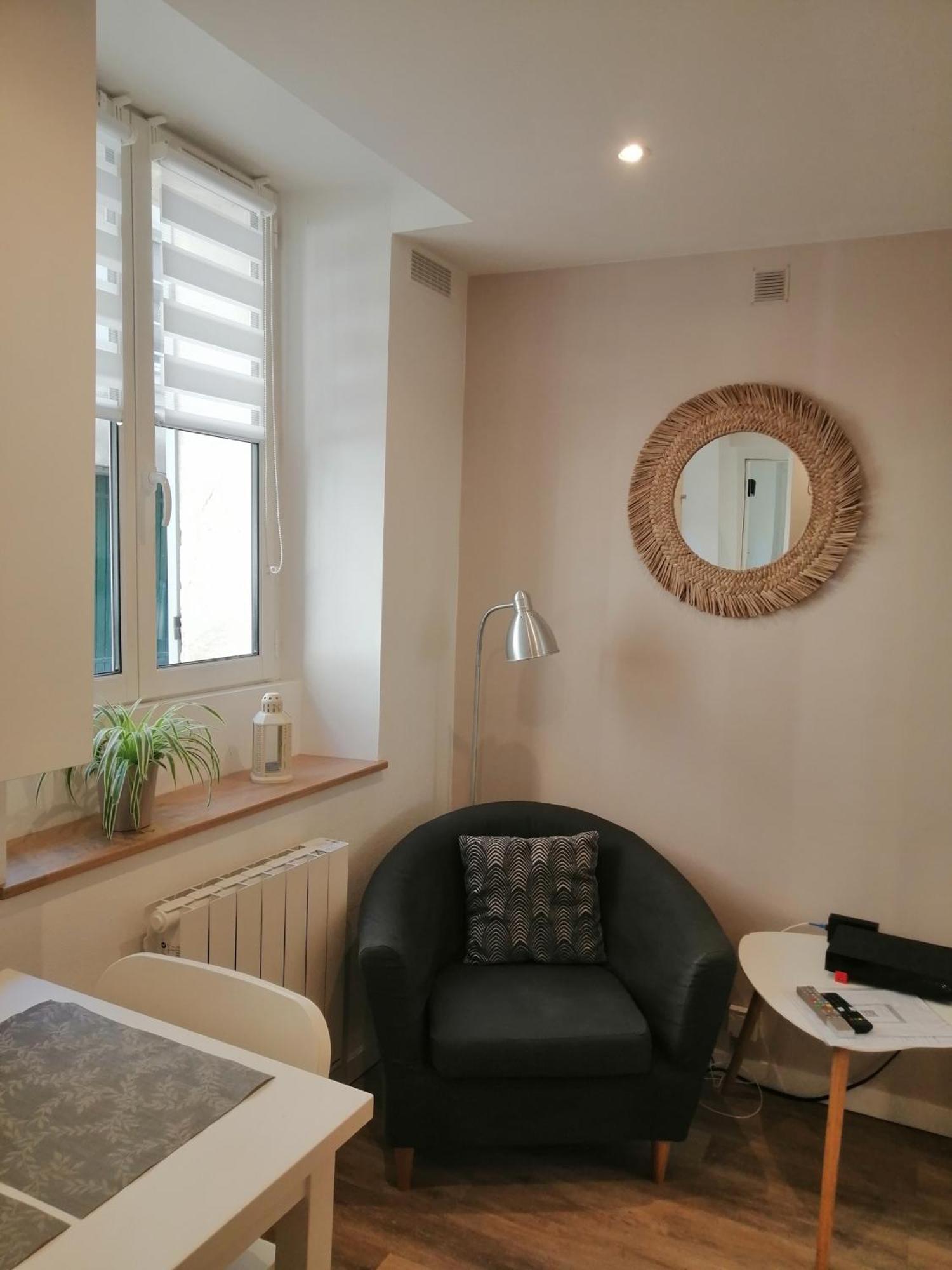 Le Vauban, Charmant Studio 5 Minutes Du Chateau Versailles Exterior foto